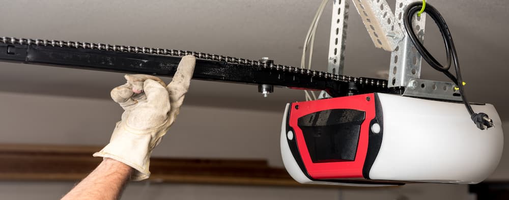 Chain drive garage door opener Chain drive garage door opener